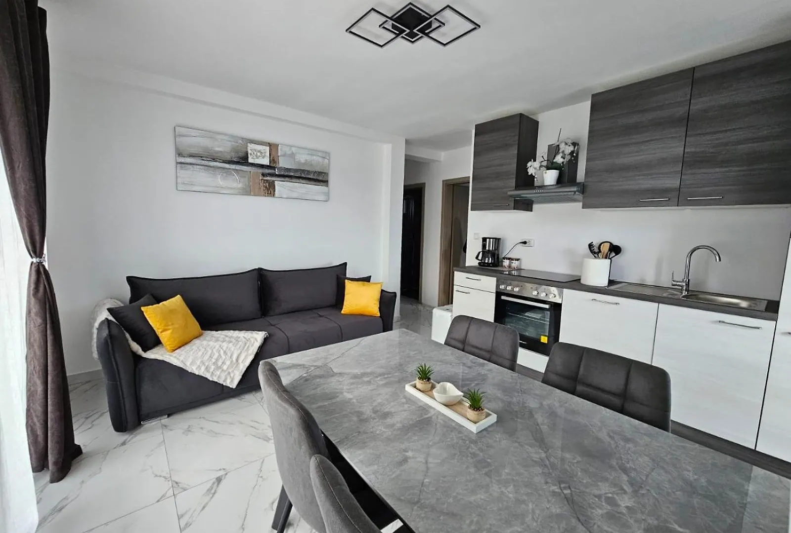 Apartment Apartman M&L 1 Zgaljic