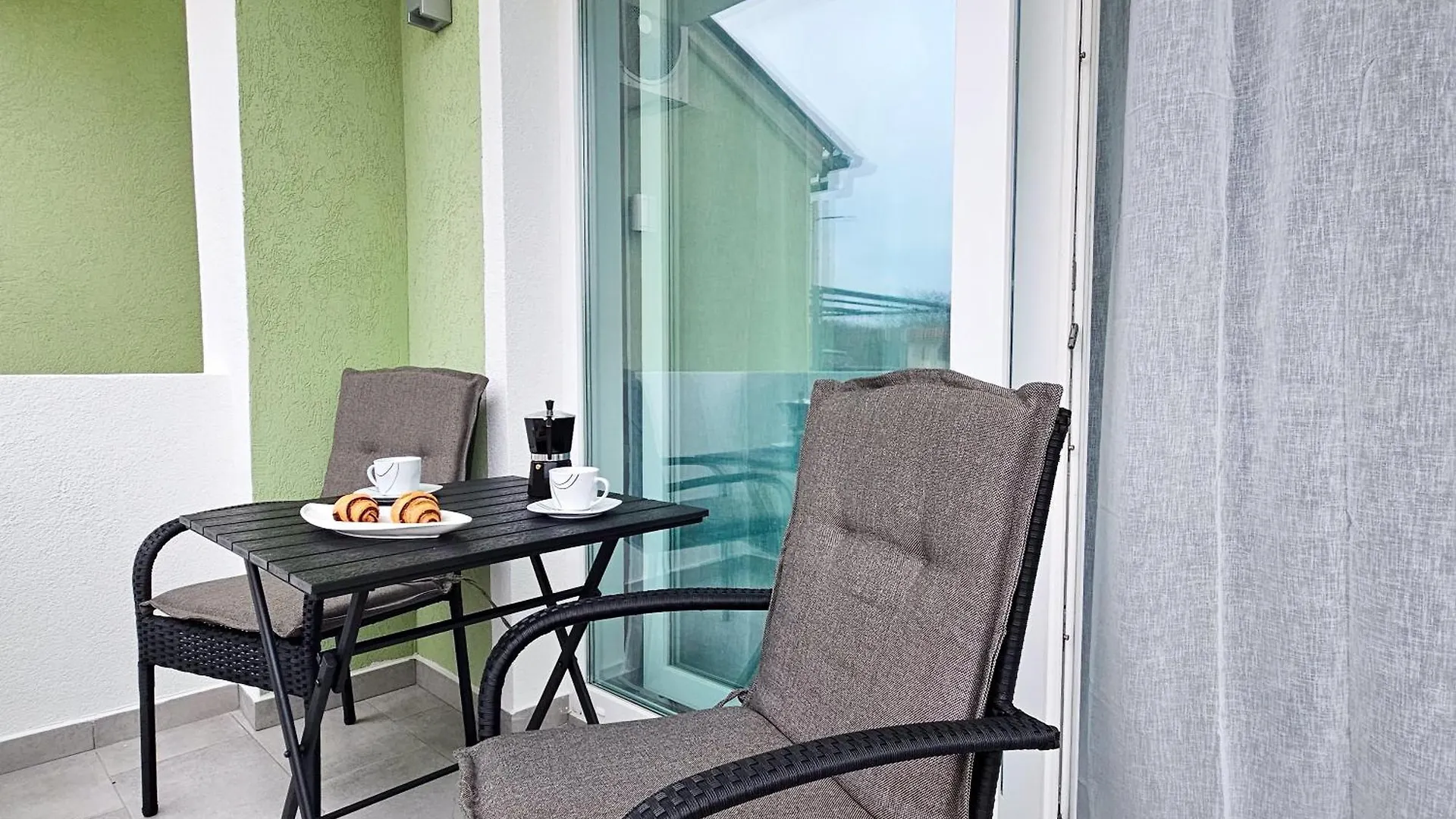 Apartman M&L 1 Zgaljic Apartment